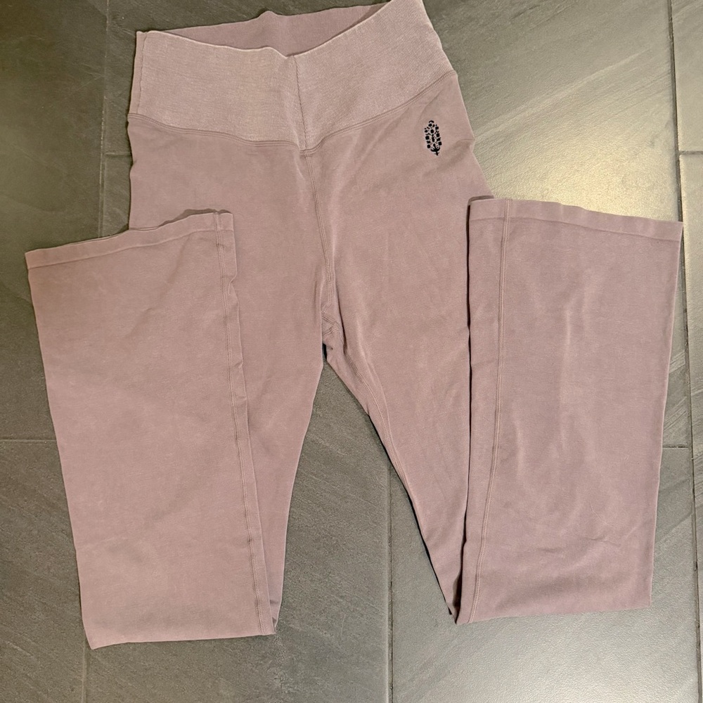 Free People Movement - Flared pant M/L NEW CONDITION